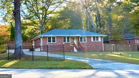 1367 Oakview CIR Forest Park GA 30297