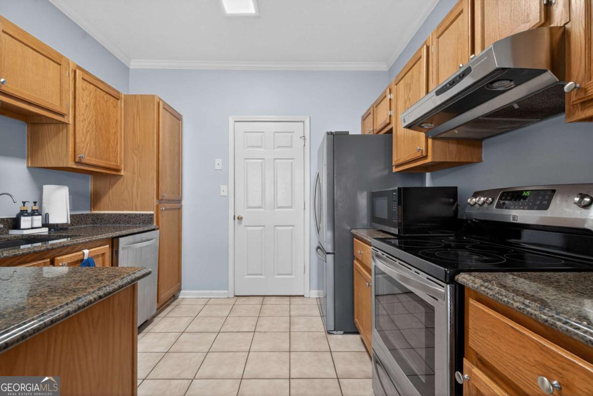 105 Vinings Forest CIR SE