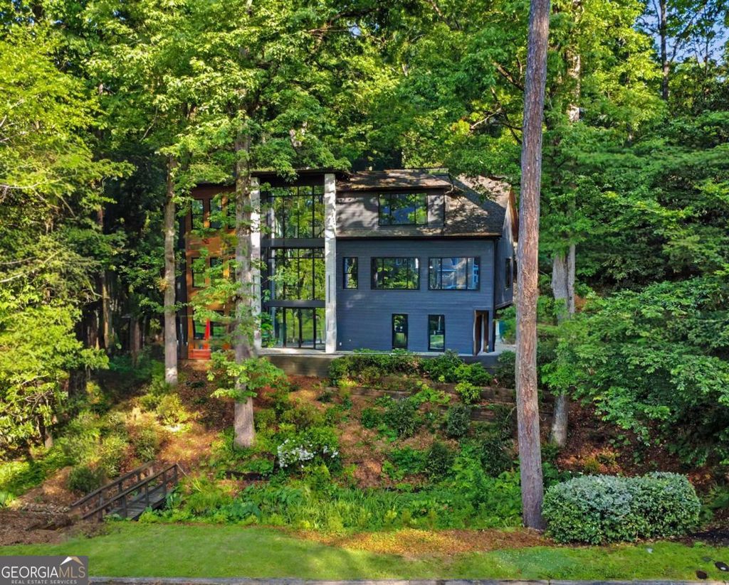 Photo of 4250 Carmain Drive NE, Atlanta, GA 30342 (MLS # 10741445)