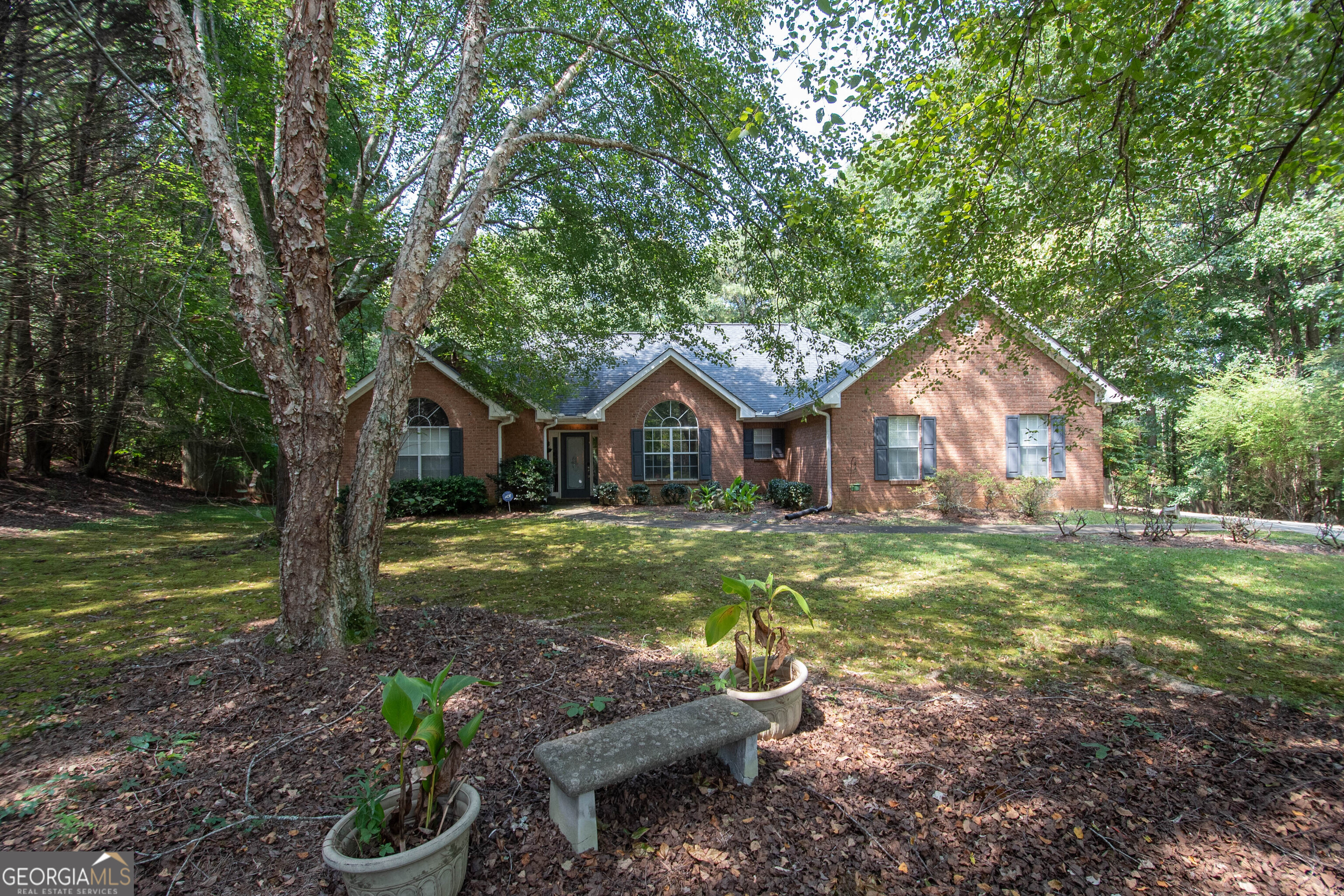 FULLY FURNISHED ALL BRICK EXECUTIVE/RANCH STYLE HOME in quiet cul-de-sac with in-ground pool! This is a "turn-key" property, freshly painted, new laminate/pre-engineered flooring, beautiful furniture, new bedding, sheets, towels, china, flatware, crystal. Features Entry Foyer, Great Room with double sided fireplace, sunroom, seperate dining room, fully equipped kitchen, granite counters, stainless appliances, walk-in pantry, breakfast room, laundry room. Split bedroom design with primary suite offering whirlpool tub * seperate shower, double vanaties & huge walk-in closet. Additional 2 guest bedrooms and full bath. Gorgeous sunroom with fireplace. Outside: multiple decks, in-ground figure 8 pool. Double side-entry garage w/opener.Fenced rear yard. WE PREFER ADULTS DUE TO POOL! Possible Pets. CREDIT REPORT, REFERENCES, ETC. UTILITIES, POOL MAINTENANCE & LAWN CARE PROVIDED. QUESTIONS: Near City of Hope, Downtown Newnan, Ashley Park, I-85, Peachtree City, Senoia & Trilith Studios in Fayetteville. CALL DAVE: 770-241-9948.