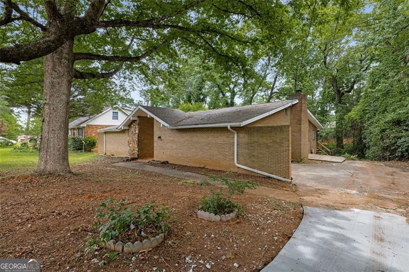 4701 Riverwood CIR