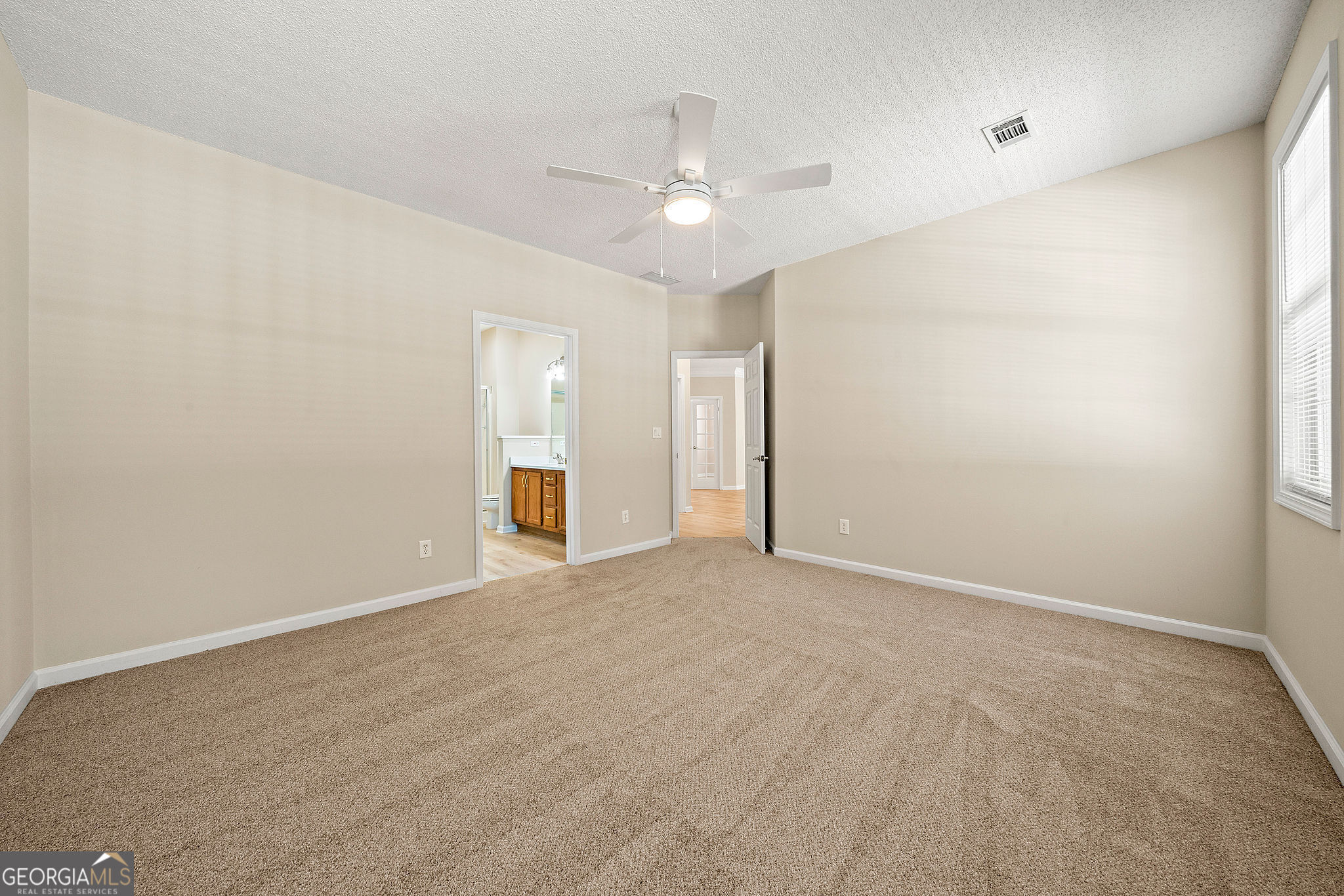 Peachtree City, Georgia 30269, United States, 2 Bedrooms Bedrooms, ,2 BathroomsBathrooms,Residential,Pending,104631