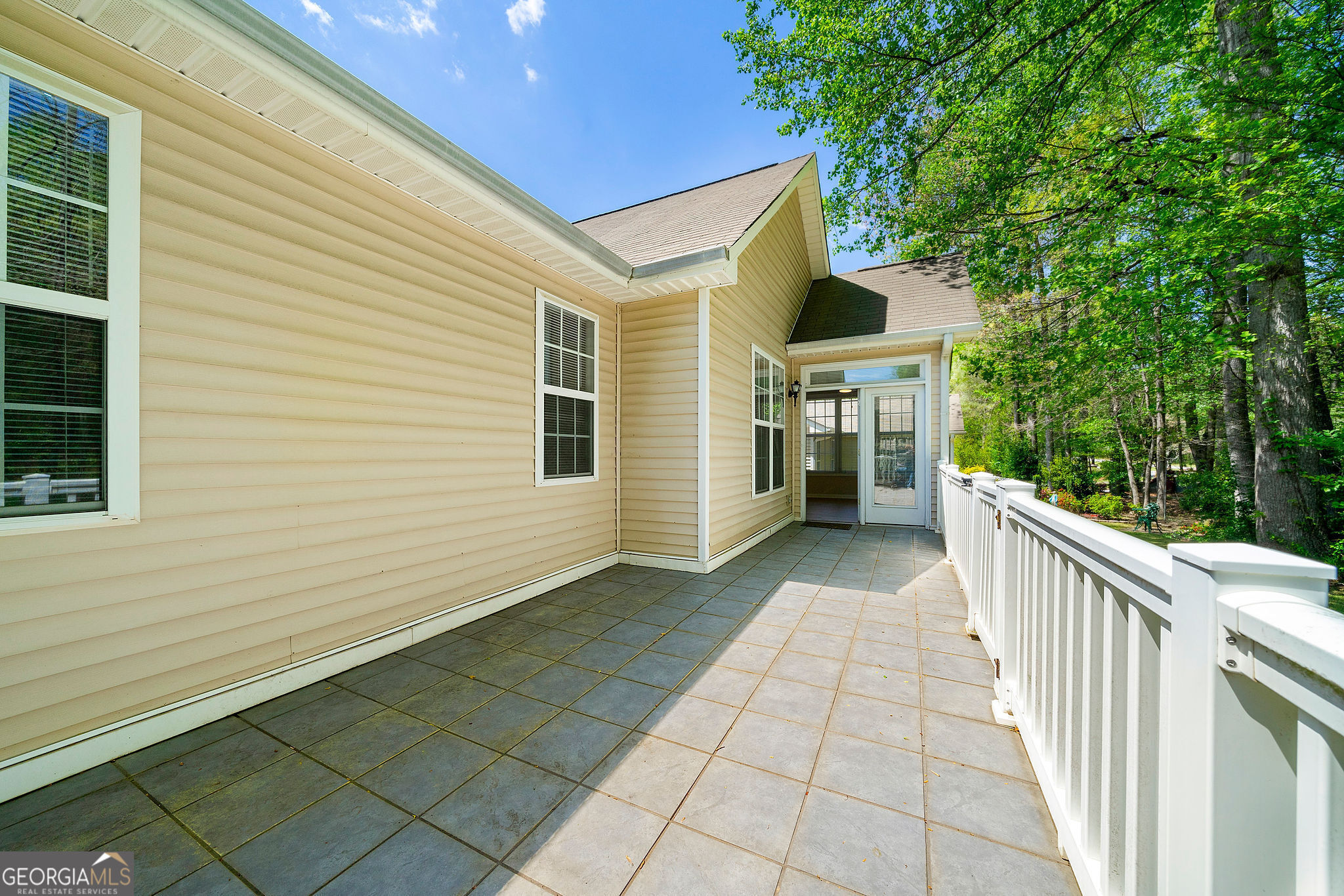 Peachtree City, Georgia 30269, United States, 2 Bedrooms Bedrooms, ,2 BathroomsBathrooms,Residential,Pending,104631