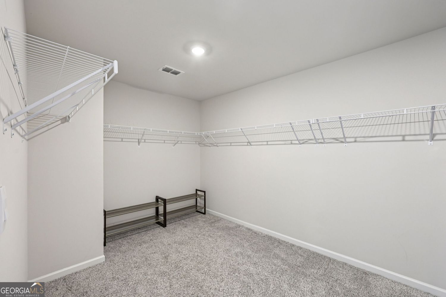 Lilburn, Georgia 30047, United States, 5 Bedrooms Bedrooms, ,4 BathroomsBathrooms,Residential,Pending,211865