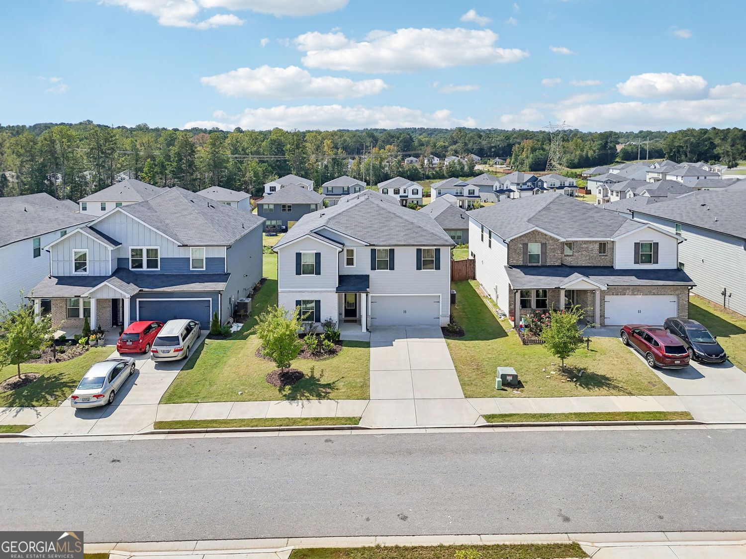 Lilburn, Georgia 30047, United States, 5 Bedrooms Bedrooms, ,4 BathroomsBathrooms,Residential,Pending,211865