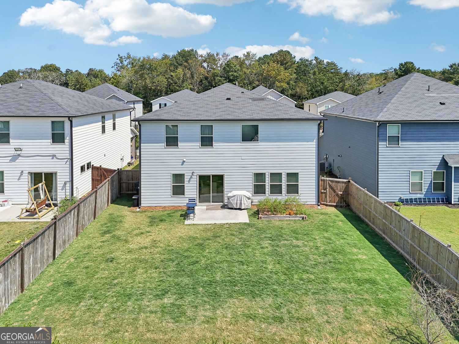 Lilburn, Georgia 30047, United States, 5 Bedrooms Bedrooms, ,4 BathroomsBathrooms,Residential,Pending,211865