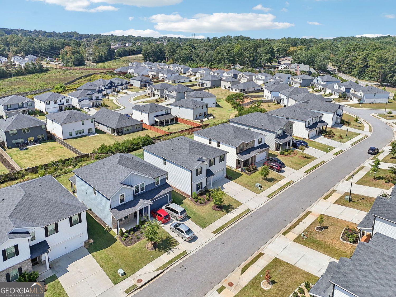 Lilburn, Georgia 30047, United States, 5 Bedrooms Bedrooms, ,4 BathroomsBathrooms,Residential,Pending,211865