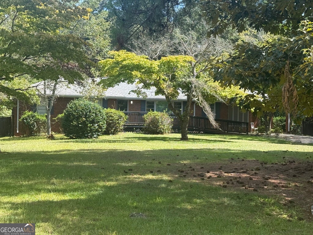 Photo of 1920 Highway 54, Peachtree City, GA 30269 (MLS # 10845811)