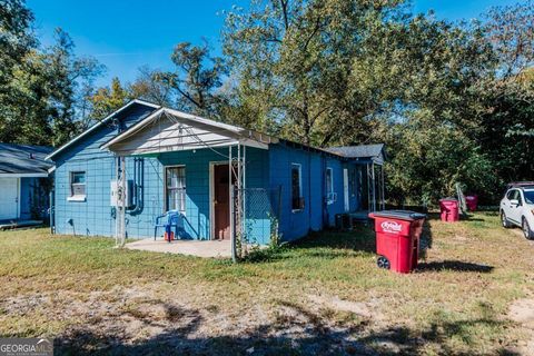 Photo of 970 Center Street, Macon, GA 31217 (MLS # 10636406)