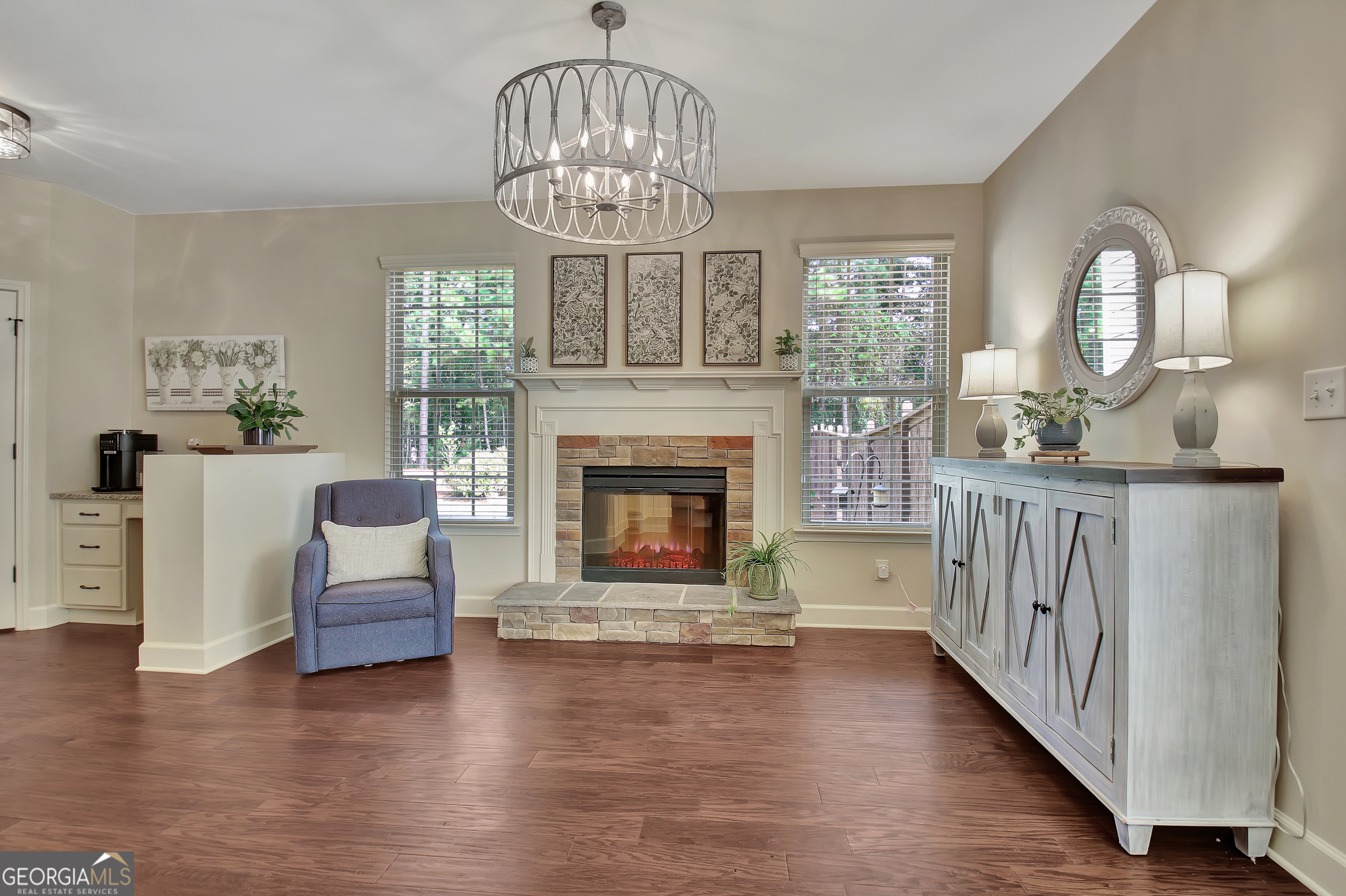 Senoia, Georgia 30276, United States, 5 Bedrooms Bedrooms, ,4 BathroomsBathrooms,Residential,Active,197096