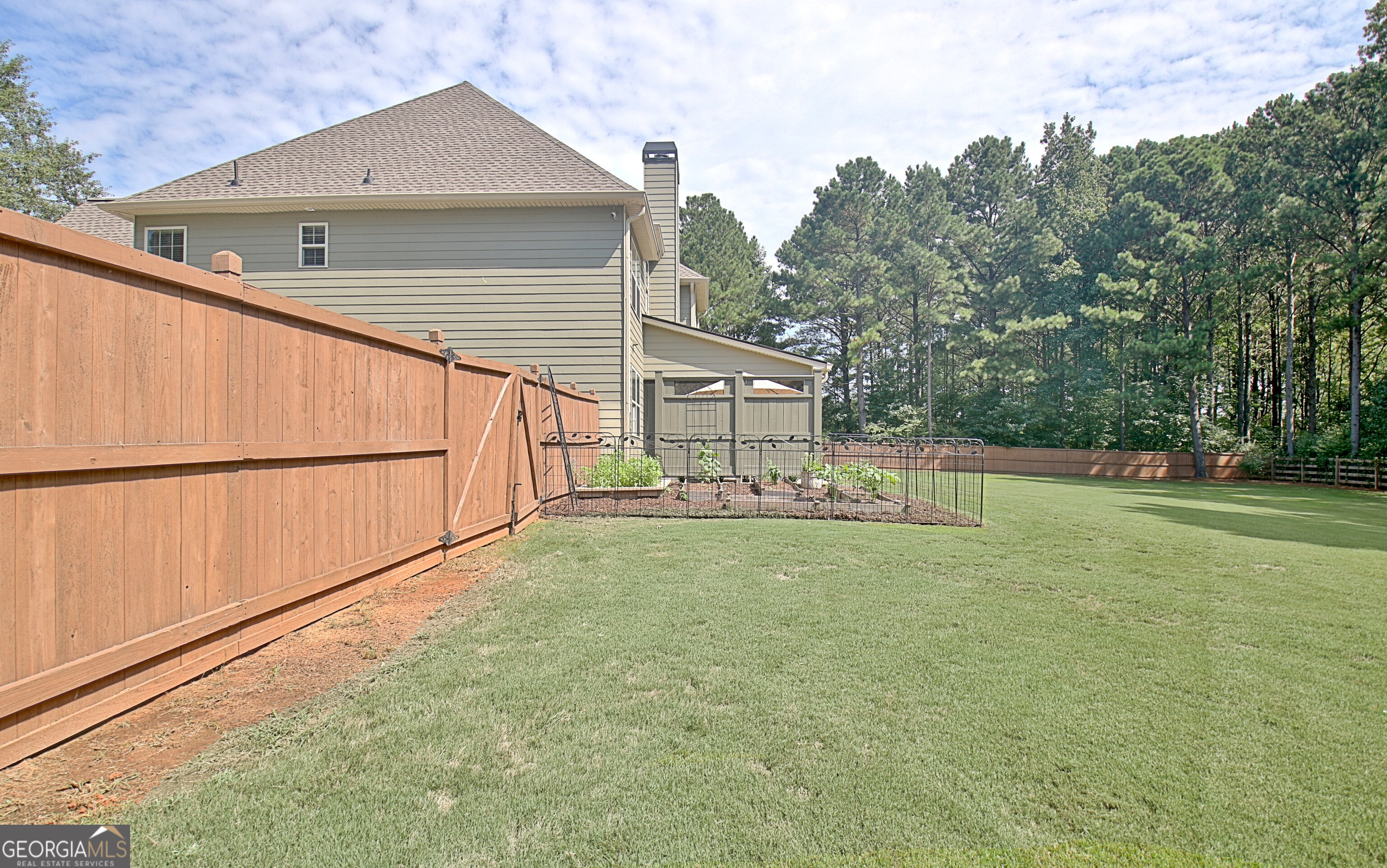 Senoia, Georgia 30276, United States, 5 Bedrooms Bedrooms, ,4 BathroomsBathrooms,Residential,Active,197096