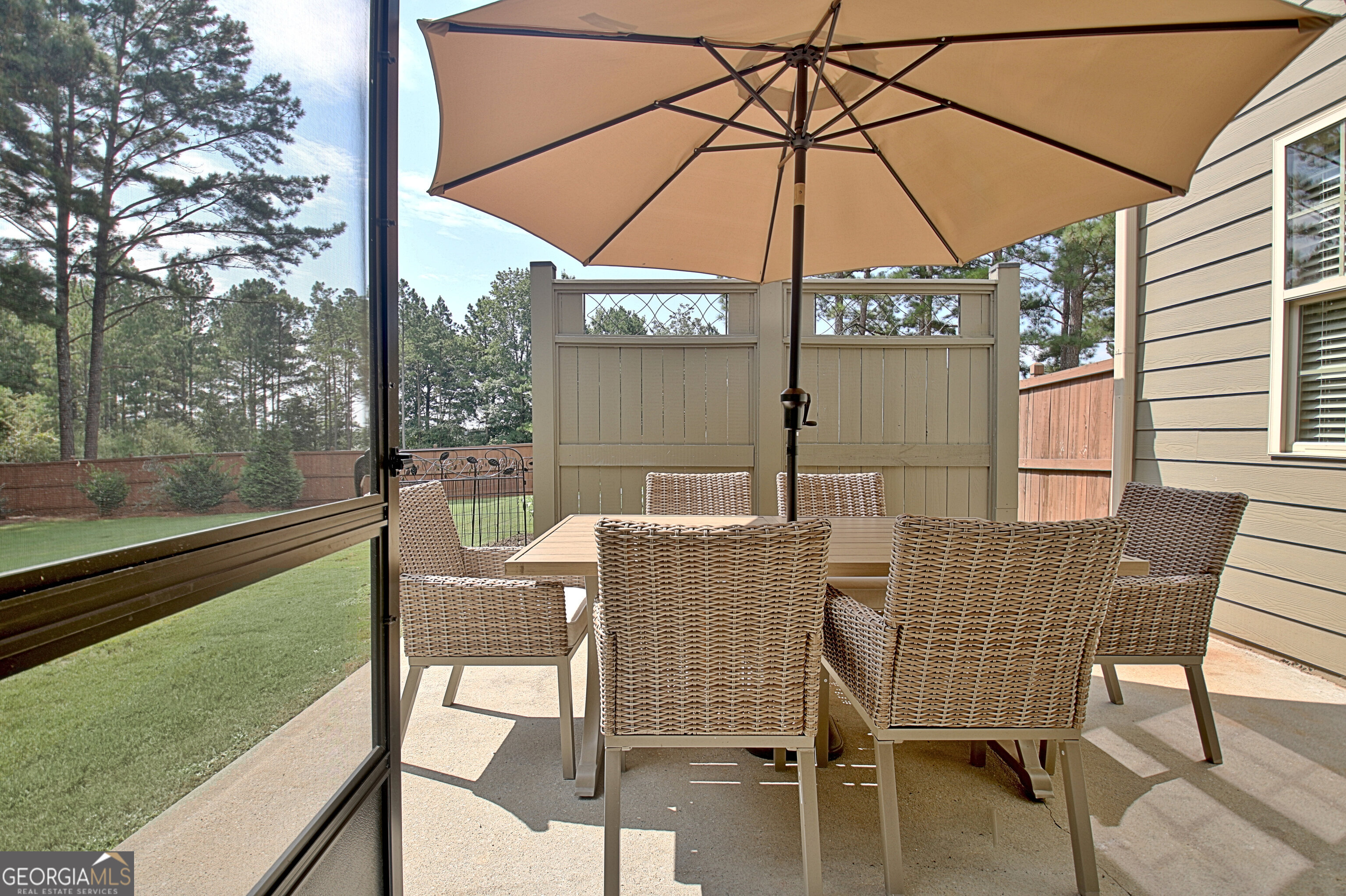 Senoia, Georgia 30276, United States, 5 Bedrooms Bedrooms, ,4 BathroomsBathrooms,Residential,Active,197096