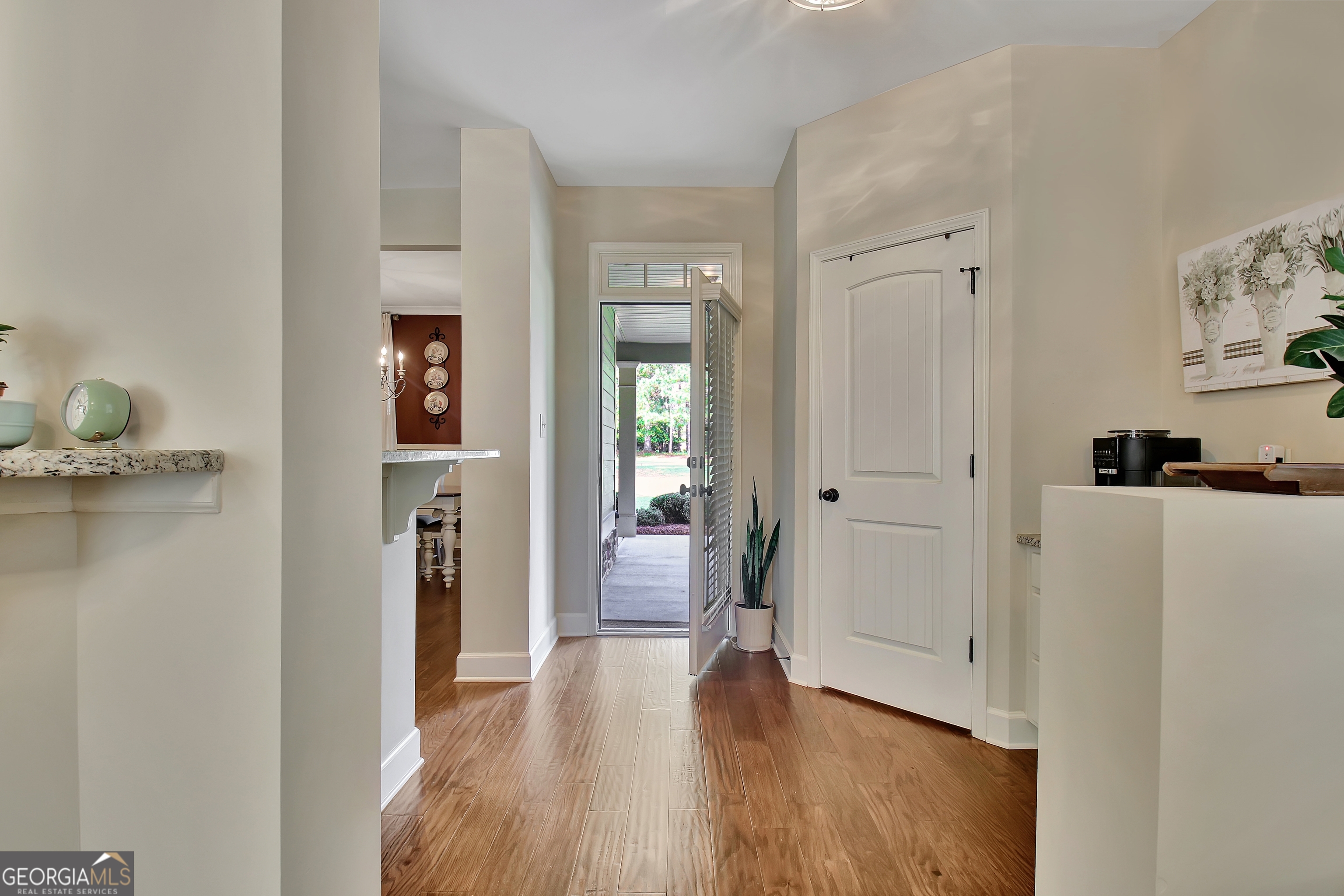 Senoia, Georgia 30276, United States, 5 Bedrooms Bedrooms, ,4 BathroomsBathrooms,Residential,Active,197096