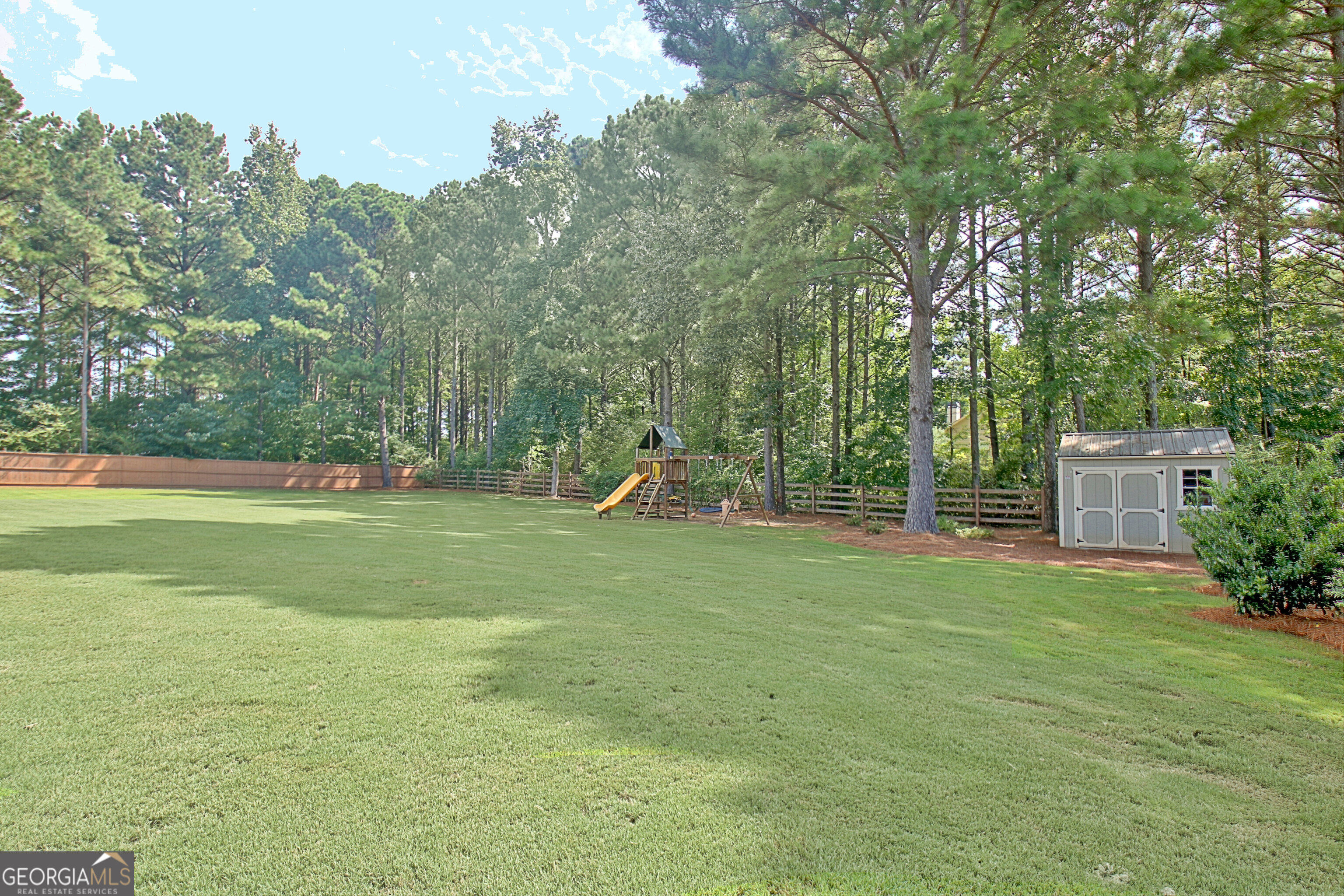 Senoia, Georgia 30276, United States, 5 Bedrooms Bedrooms, ,4 BathroomsBathrooms,Residential,Active,197096