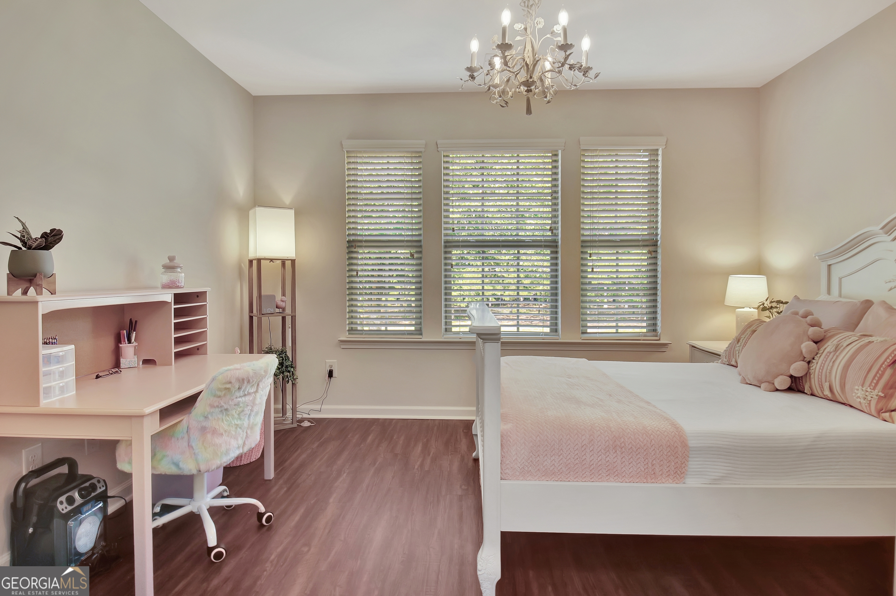 Senoia, Georgia 30276, United States, 5 Bedrooms Bedrooms, ,4 BathroomsBathrooms,Residential,Active,197096