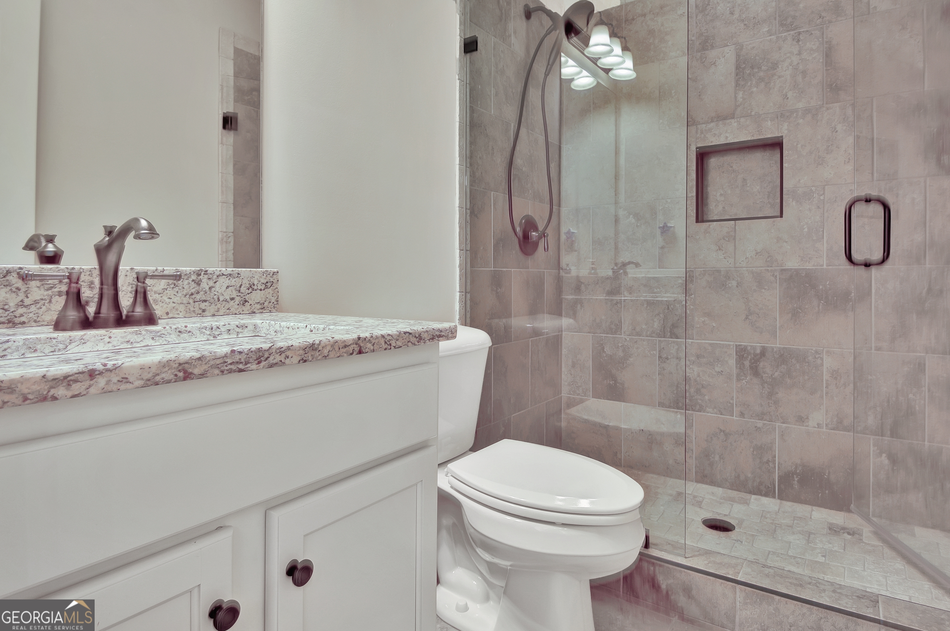 Senoia, Georgia 30276, United States, 5 Bedrooms Bedrooms, ,4 BathroomsBathrooms,Residential,Active,197096