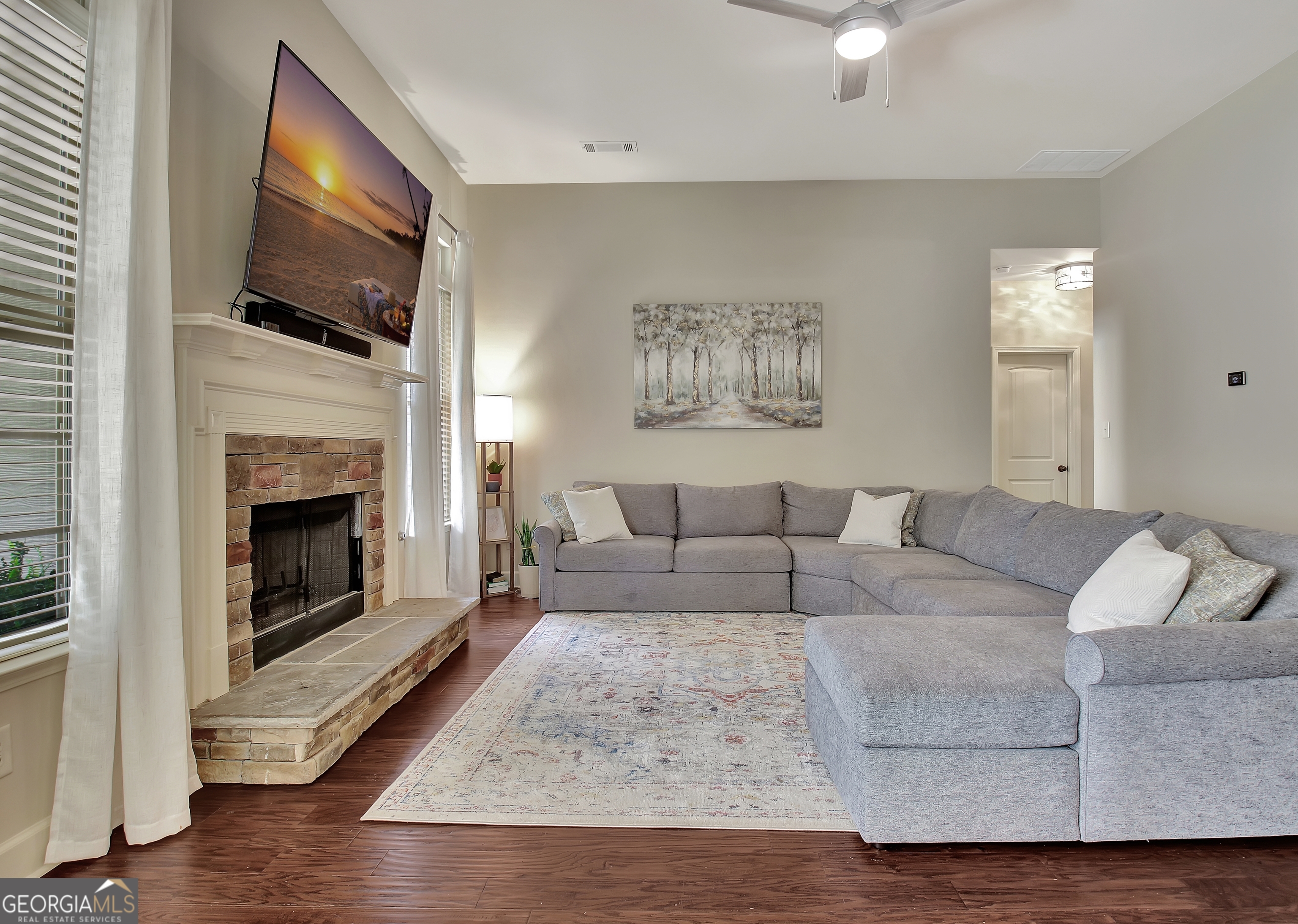 Senoia, Georgia 30276, United States, 5 Bedrooms Bedrooms, ,4 BathroomsBathrooms,Residential,Active,197096