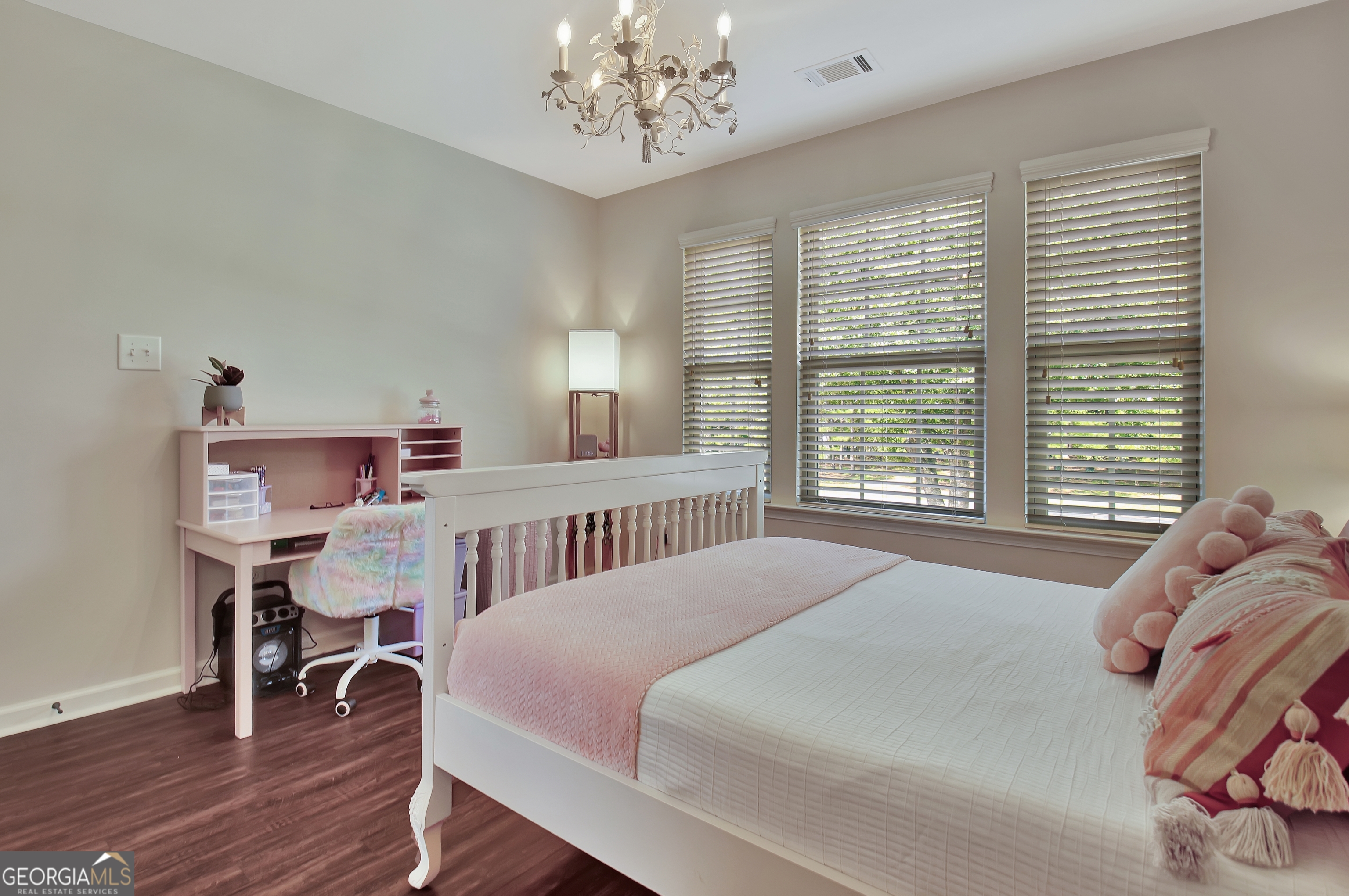 Senoia, Georgia 30276, United States, 5 Bedrooms Bedrooms, ,4 BathroomsBathrooms,Residential,Active,197096