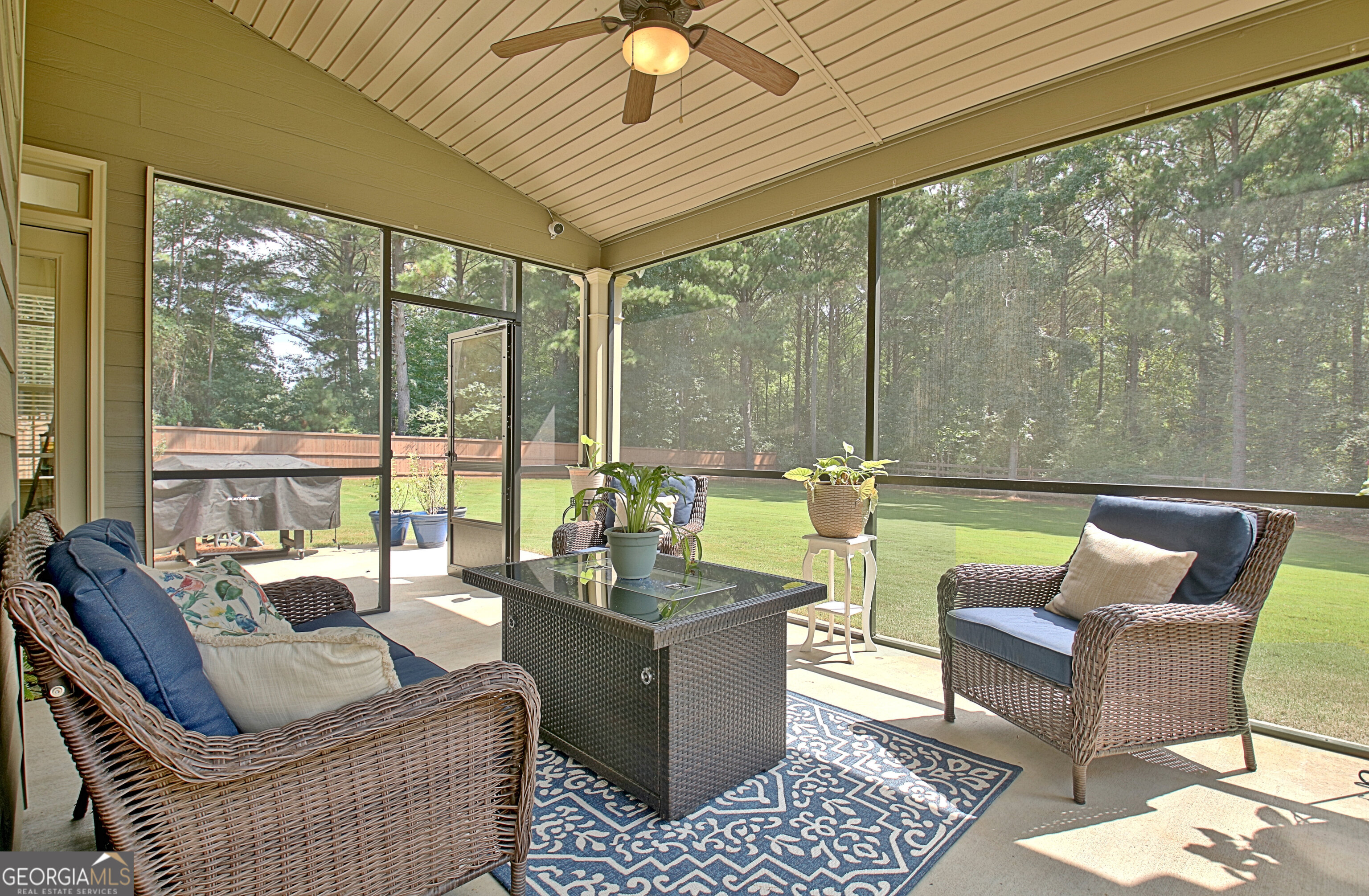 Senoia, Georgia 30276, United States, 5 Bedrooms Bedrooms, ,4 BathroomsBathrooms,Residential,Active,197096