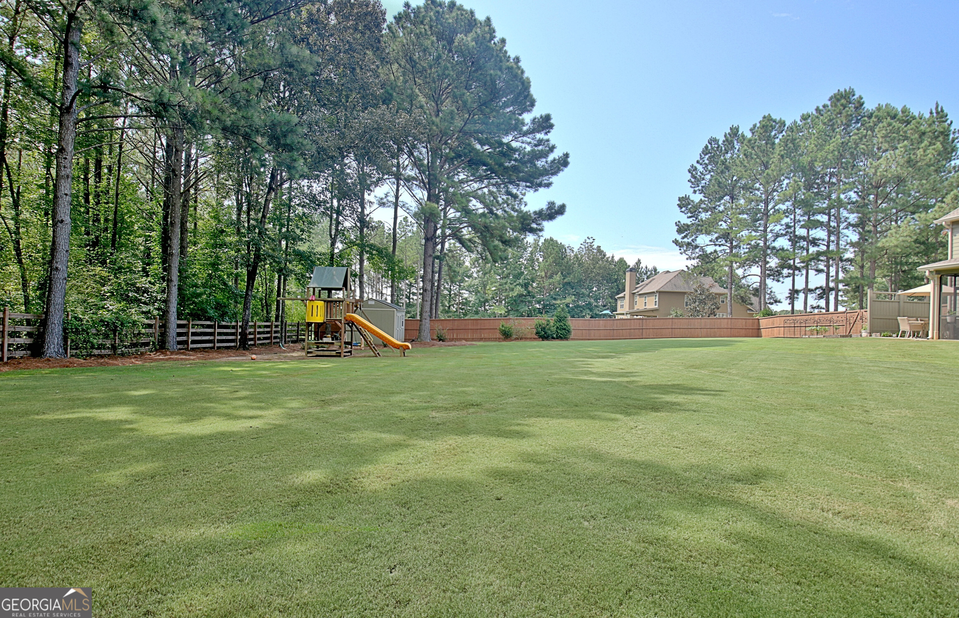 Senoia, Georgia 30276, United States, 5 Bedrooms Bedrooms, ,4 BathroomsBathrooms,Residential,Active,197096