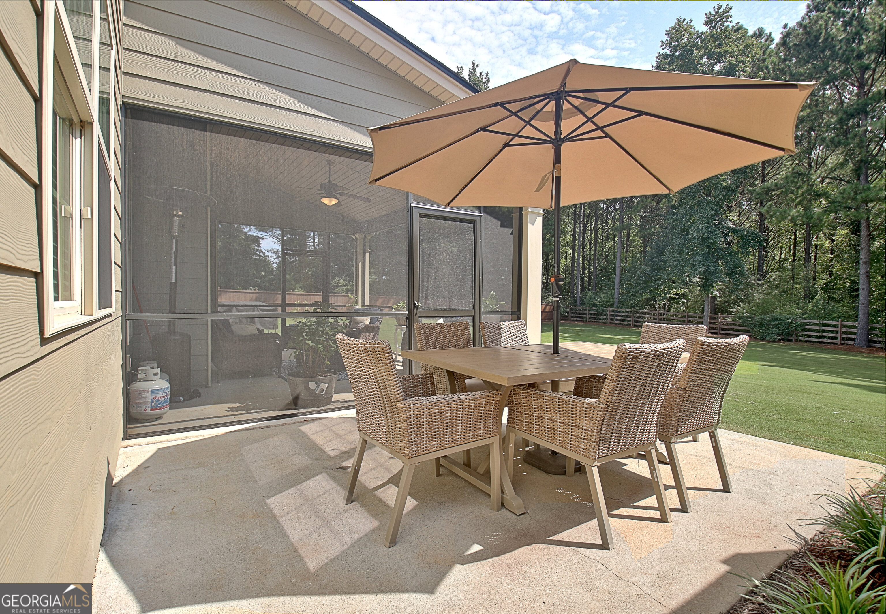 Senoia, Georgia 30276, United States, 5 Bedrooms Bedrooms, ,4 BathroomsBathrooms,Residential,Active,197096