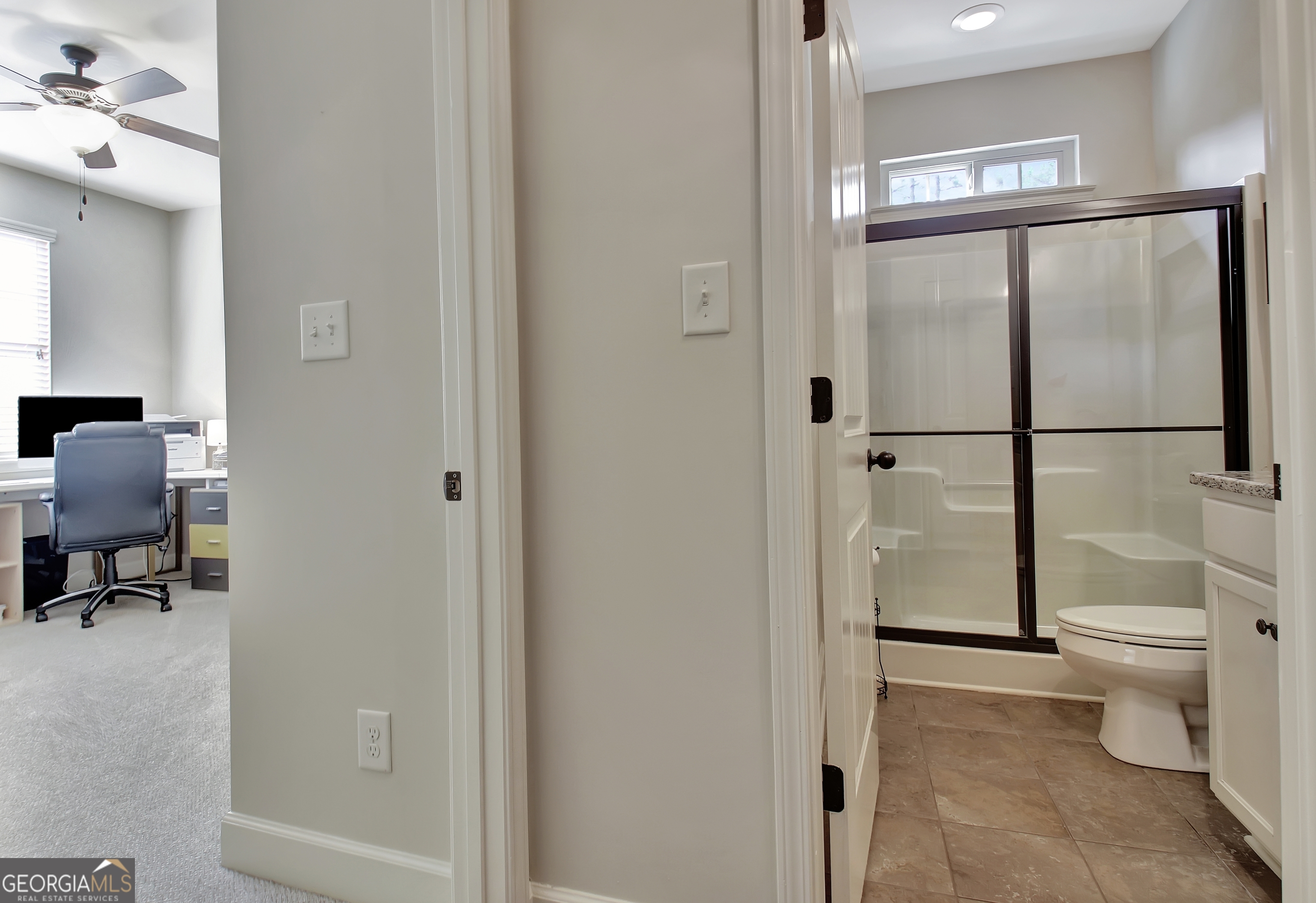 Senoia, Georgia 30276, United States, 5 Bedrooms Bedrooms, ,4 BathroomsBathrooms,Residential,Active,197096