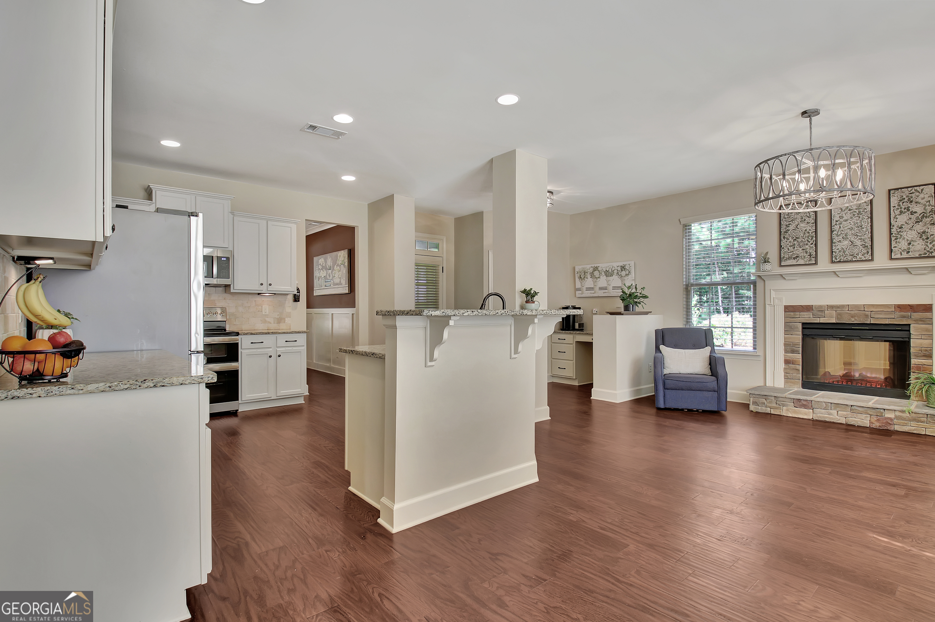 Senoia, Georgia 30276, United States, 5 Bedrooms Bedrooms, ,4 BathroomsBathrooms,Residential,Active,197096