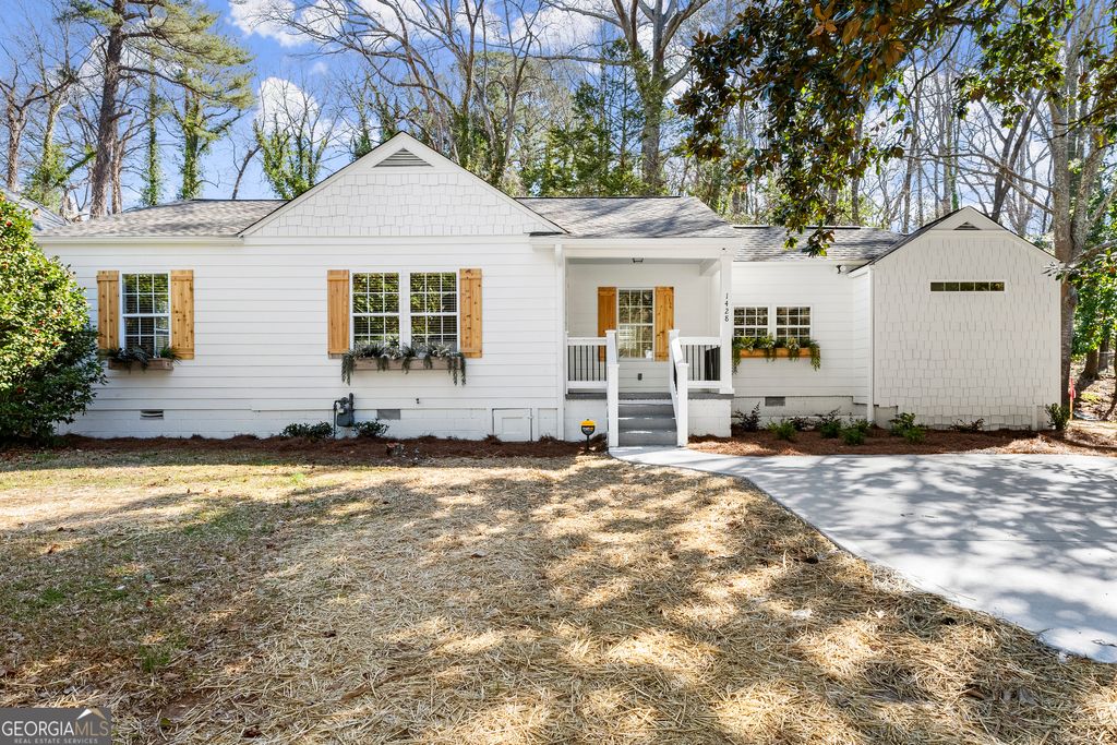 Photo of 1428 SW Pinehurst Drive, Atlanta, GA 30311 (MLS # 10662053)