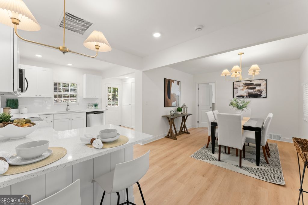 Photo of 1428 SW Pinehurst Drive, Atlanta, GA 30311 (MLS # 10662053)