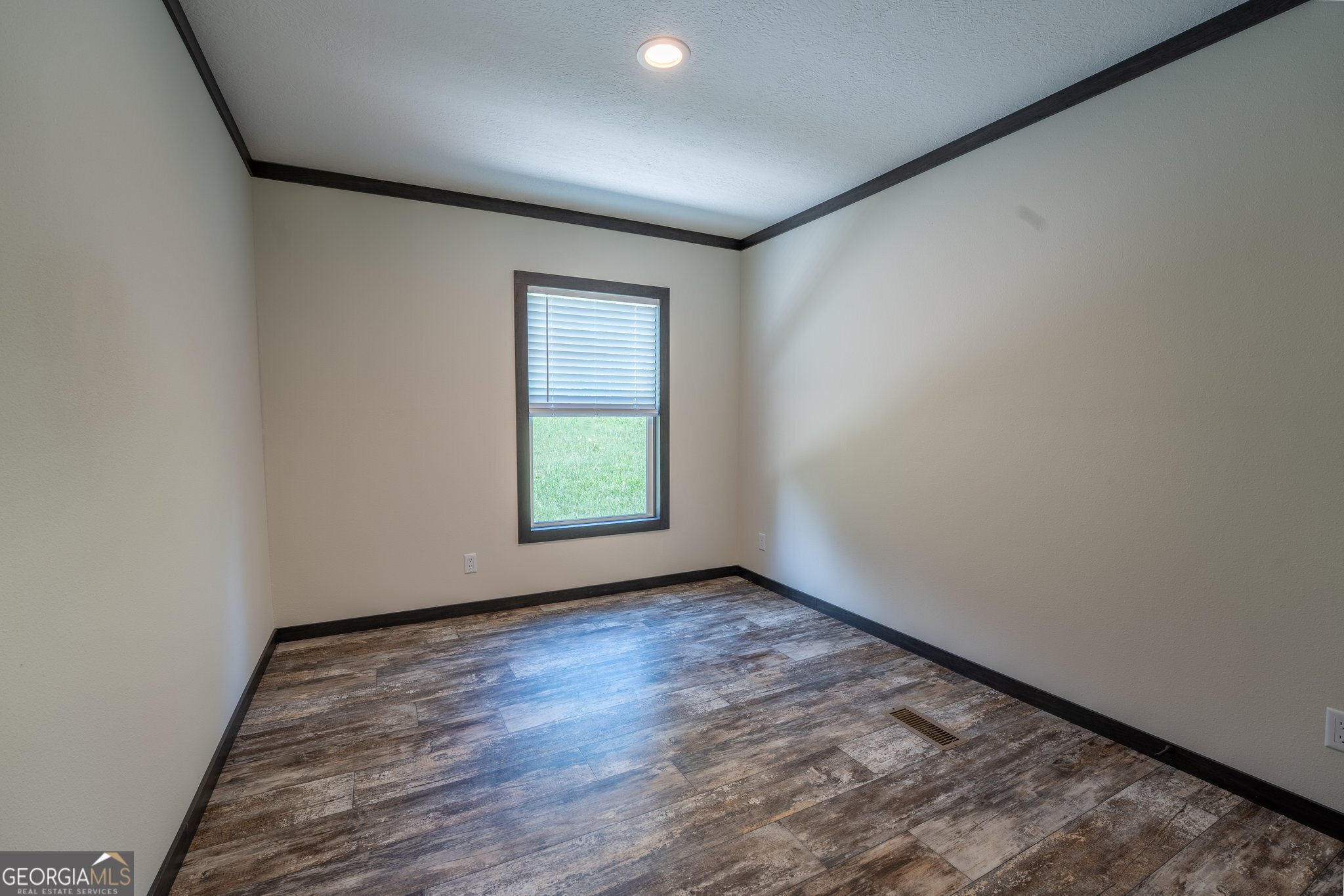 Clarkesville, Georgia 30523, United States, 3 Bedrooms Bedrooms, ,2 BathroomsBathrooms,Residential,Active,138131