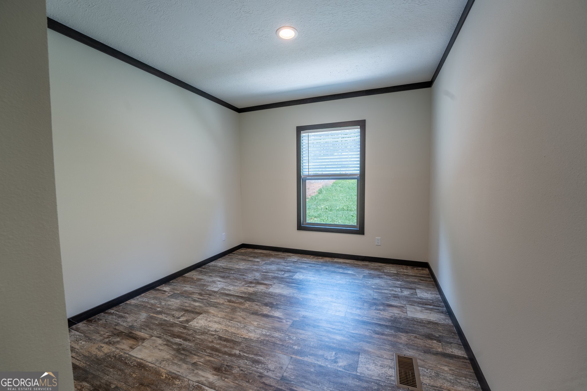 Clarkesville, Georgia 30523, United States, 3 Bedrooms Bedrooms, ,2 BathroomsBathrooms,Residential,Active,138131