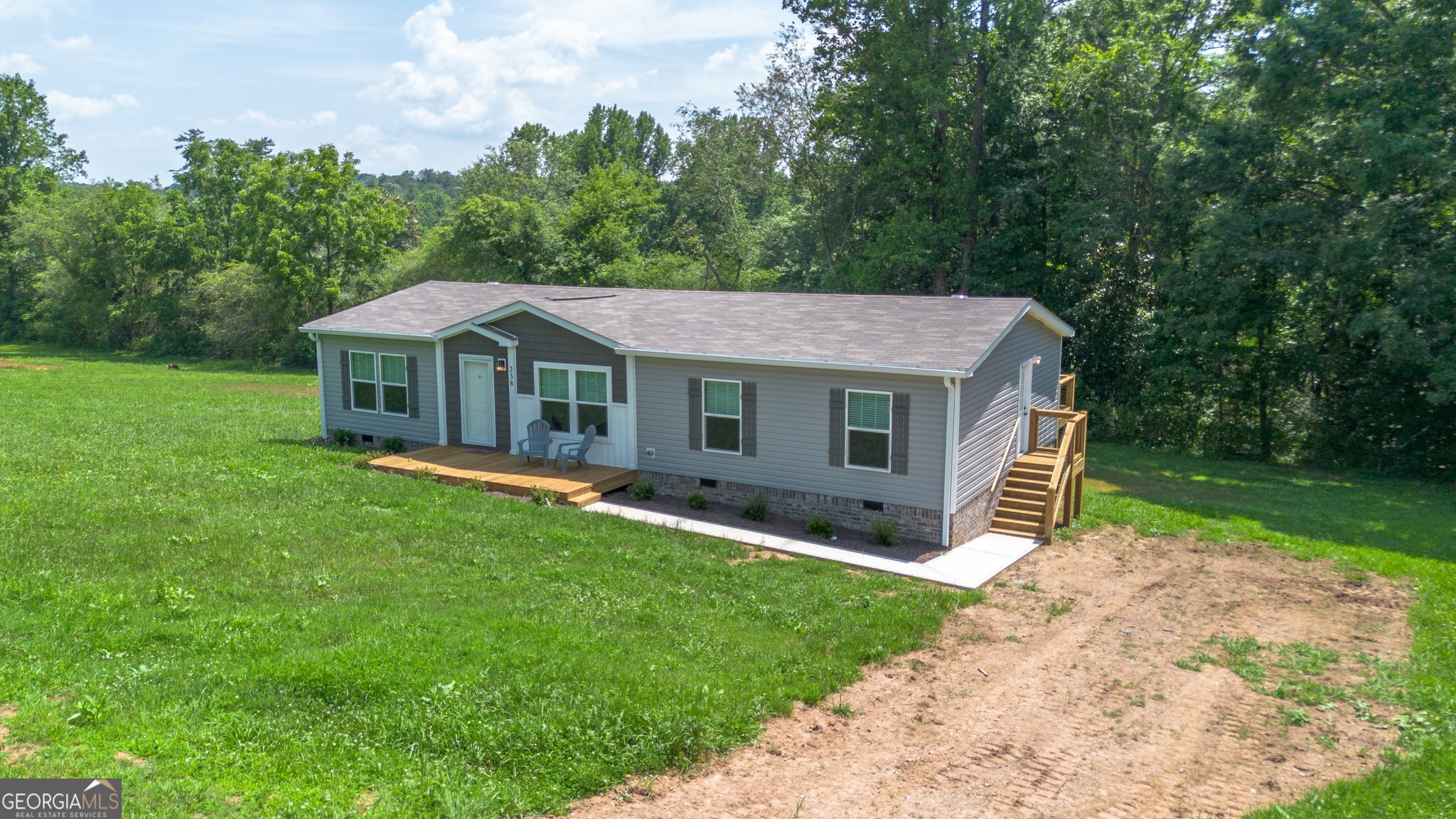 Clarkesville, Georgia 30523, United States, 3 Bedrooms Bedrooms, ,2 BathroomsBathrooms,Residential,Active,138131