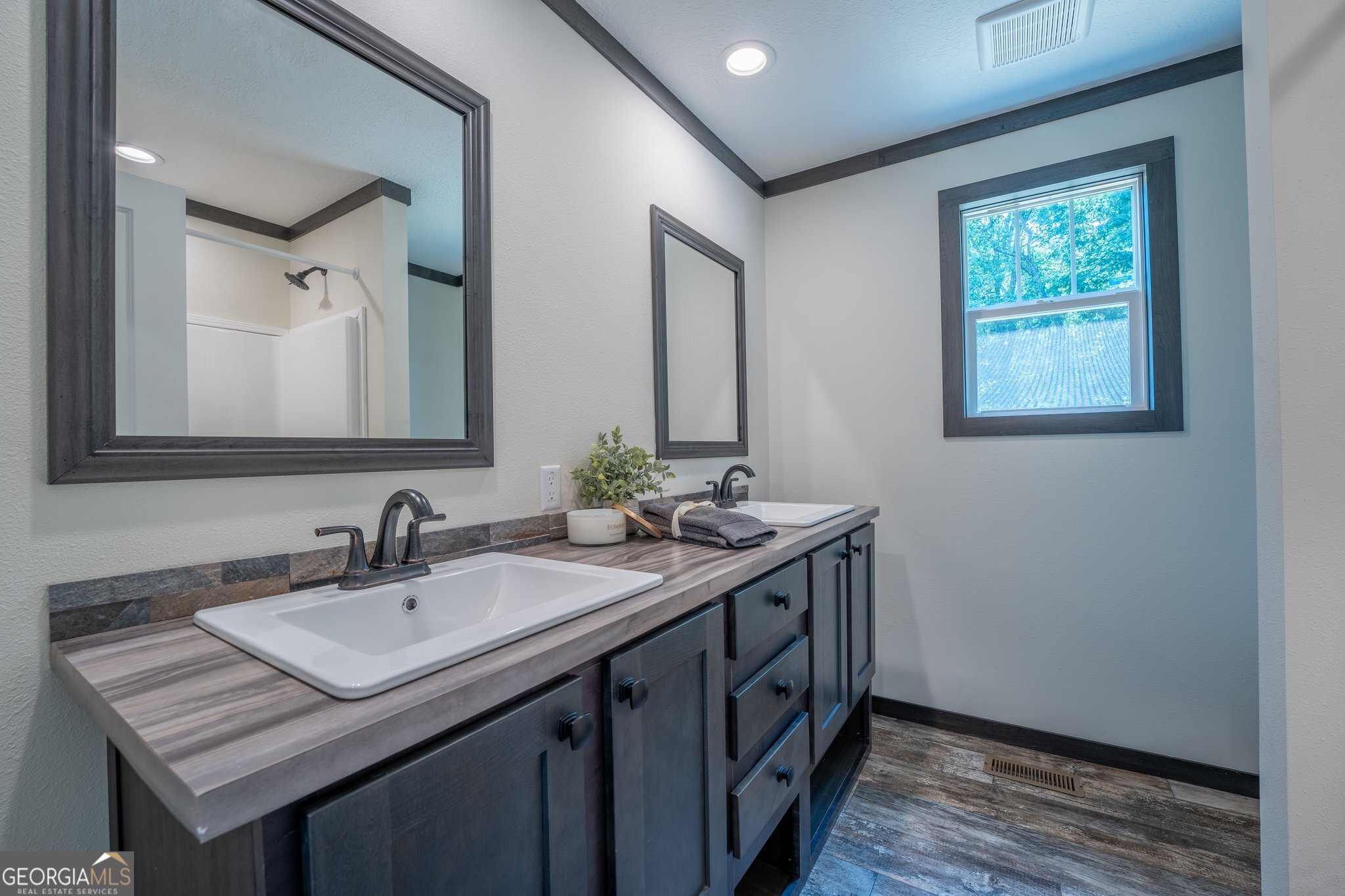 Clarkesville, Georgia 30523, United States, 3 Bedrooms Bedrooms, ,2 BathroomsBathrooms,Residential,Active,138131