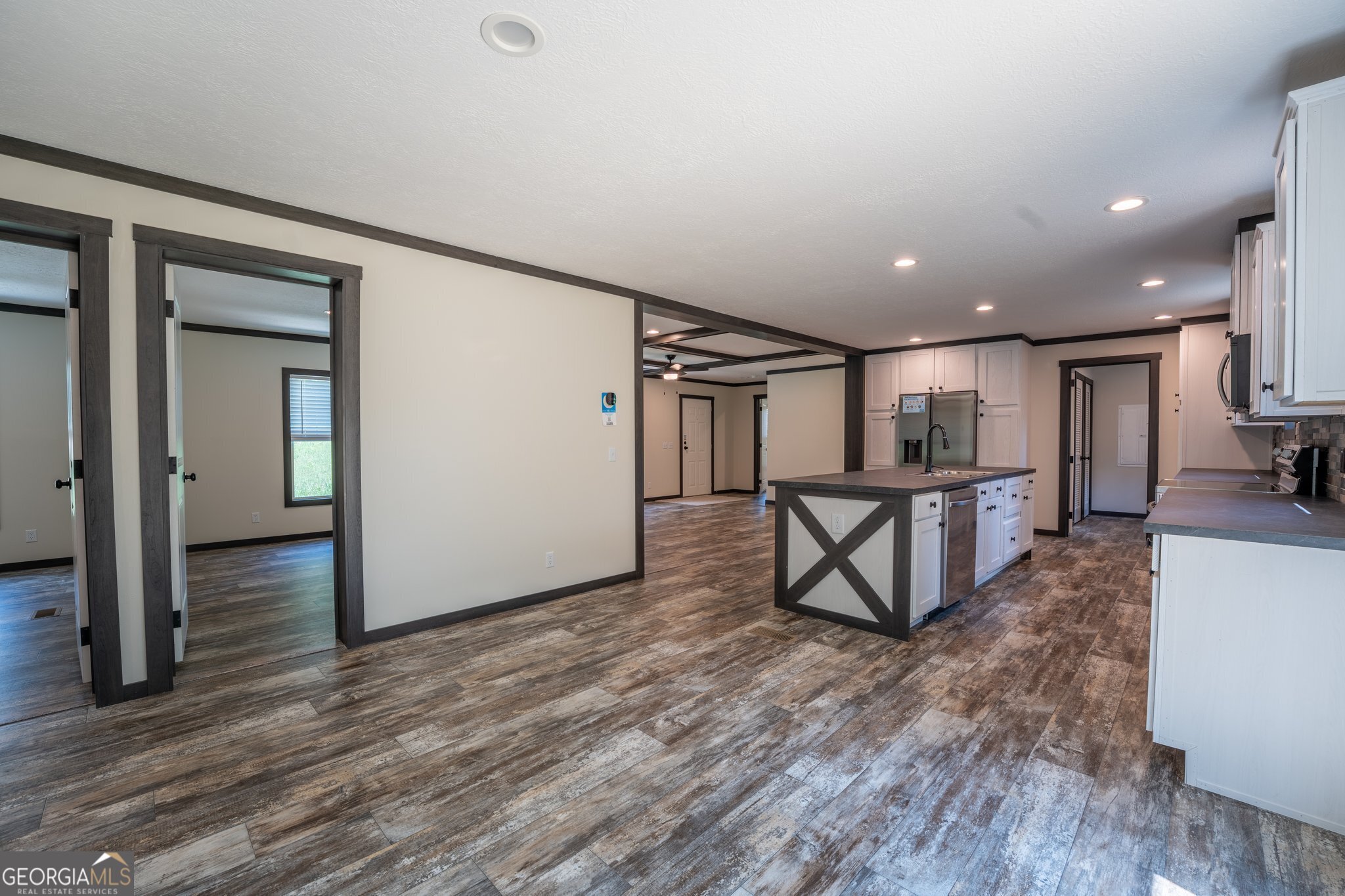 Clarkesville, Georgia 30523, United States, 3 Bedrooms Bedrooms, ,2 BathroomsBathrooms,Residential,Active,138131