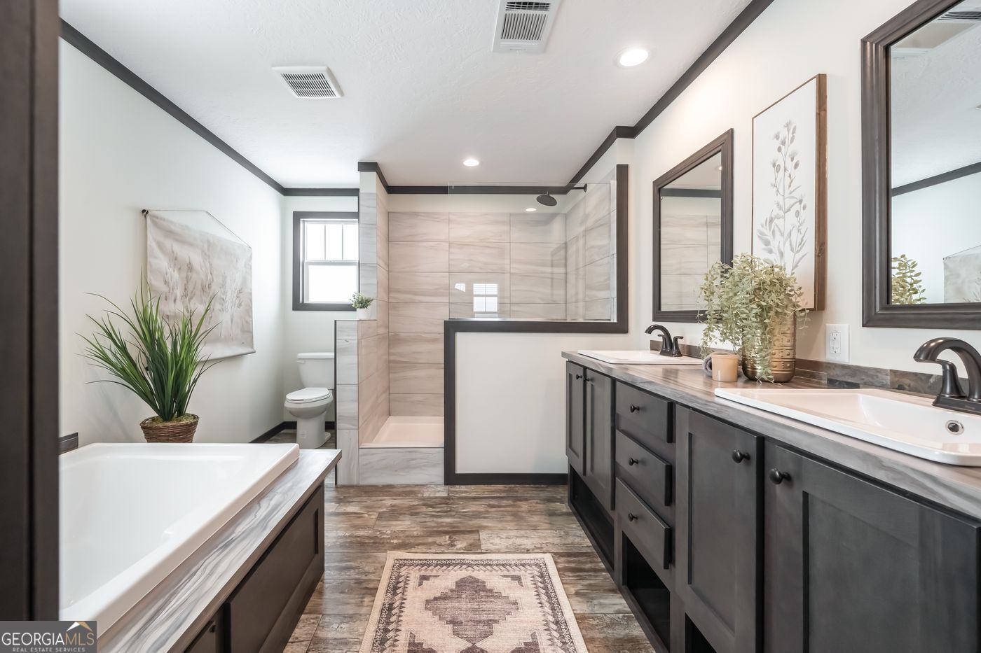 Clarkesville, Georgia 30523, United States, 3 Bedrooms Bedrooms, ,2 BathroomsBathrooms,Residential,Active,138131