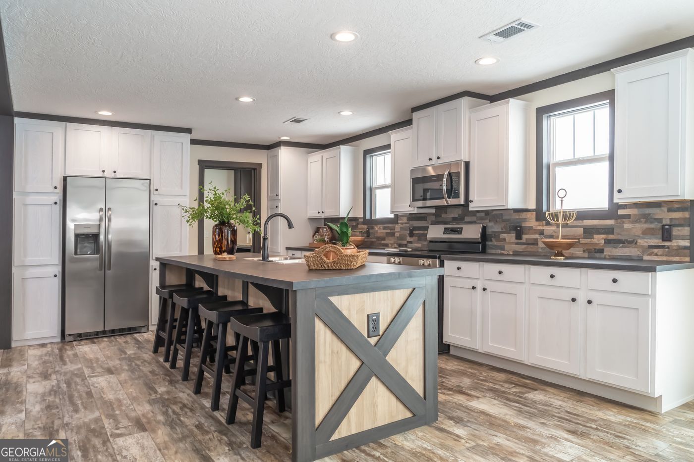 Clarkesville, Georgia 30523, United States, 3 Bedrooms Bedrooms, ,2 BathroomsBathrooms,Residential,Active,138131