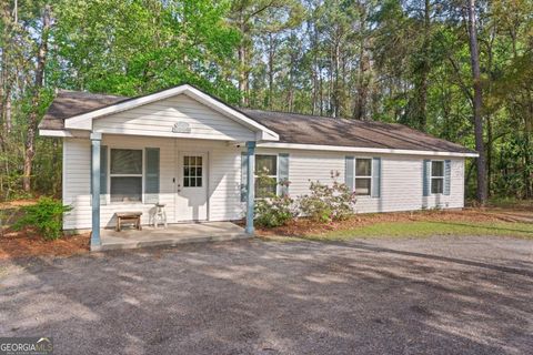 1202 Market ST Darien GA 31305