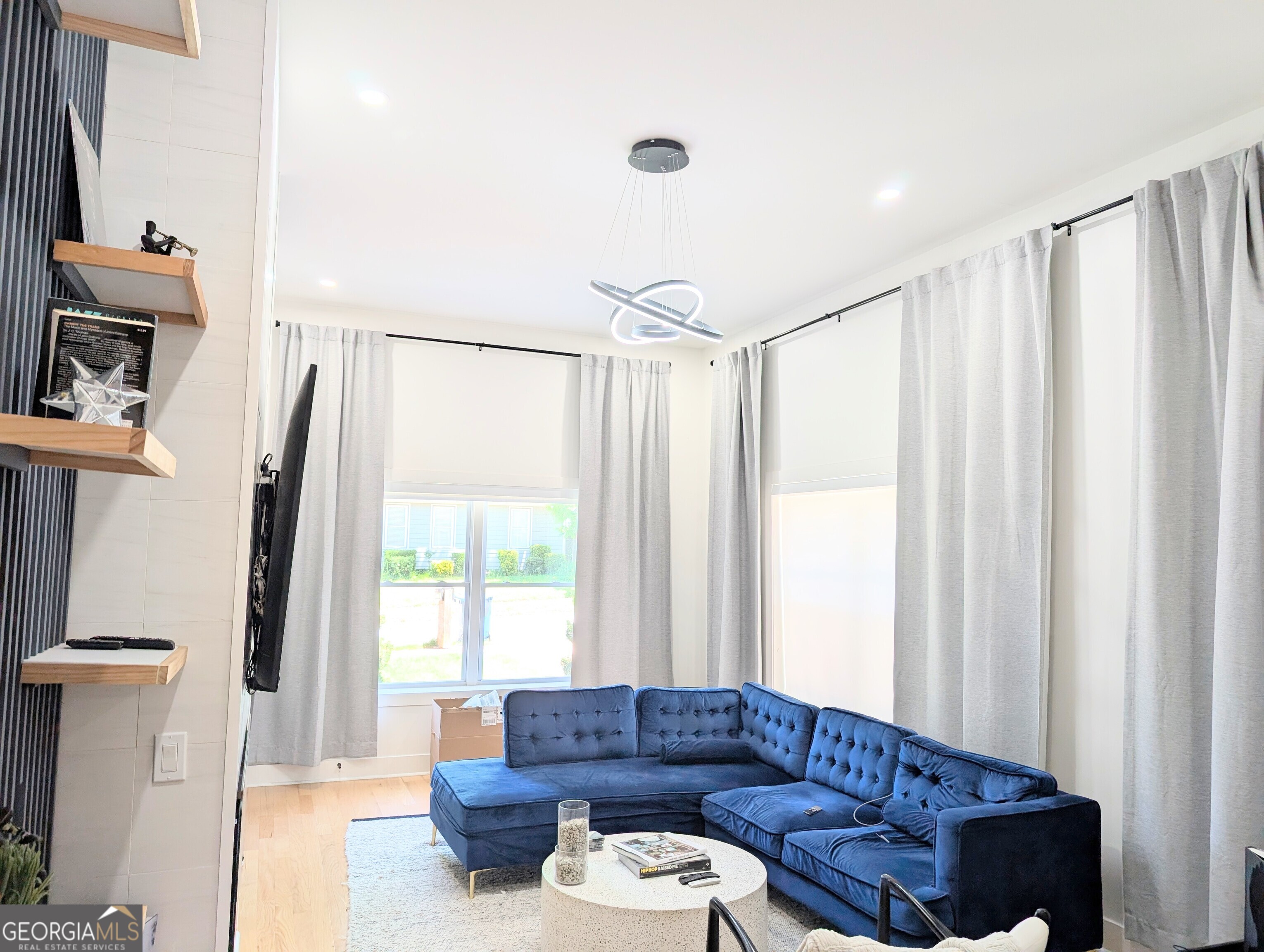 123 Dahlgren ST SE