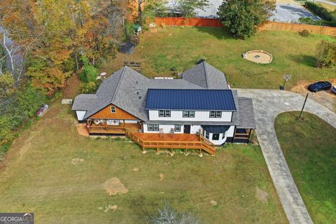 34 Bodie RD Talking Rock GA 30175