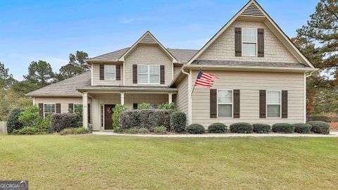 A home in Newnan