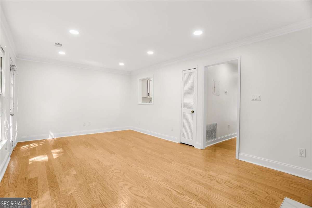 Village of Dunwoody - Residential