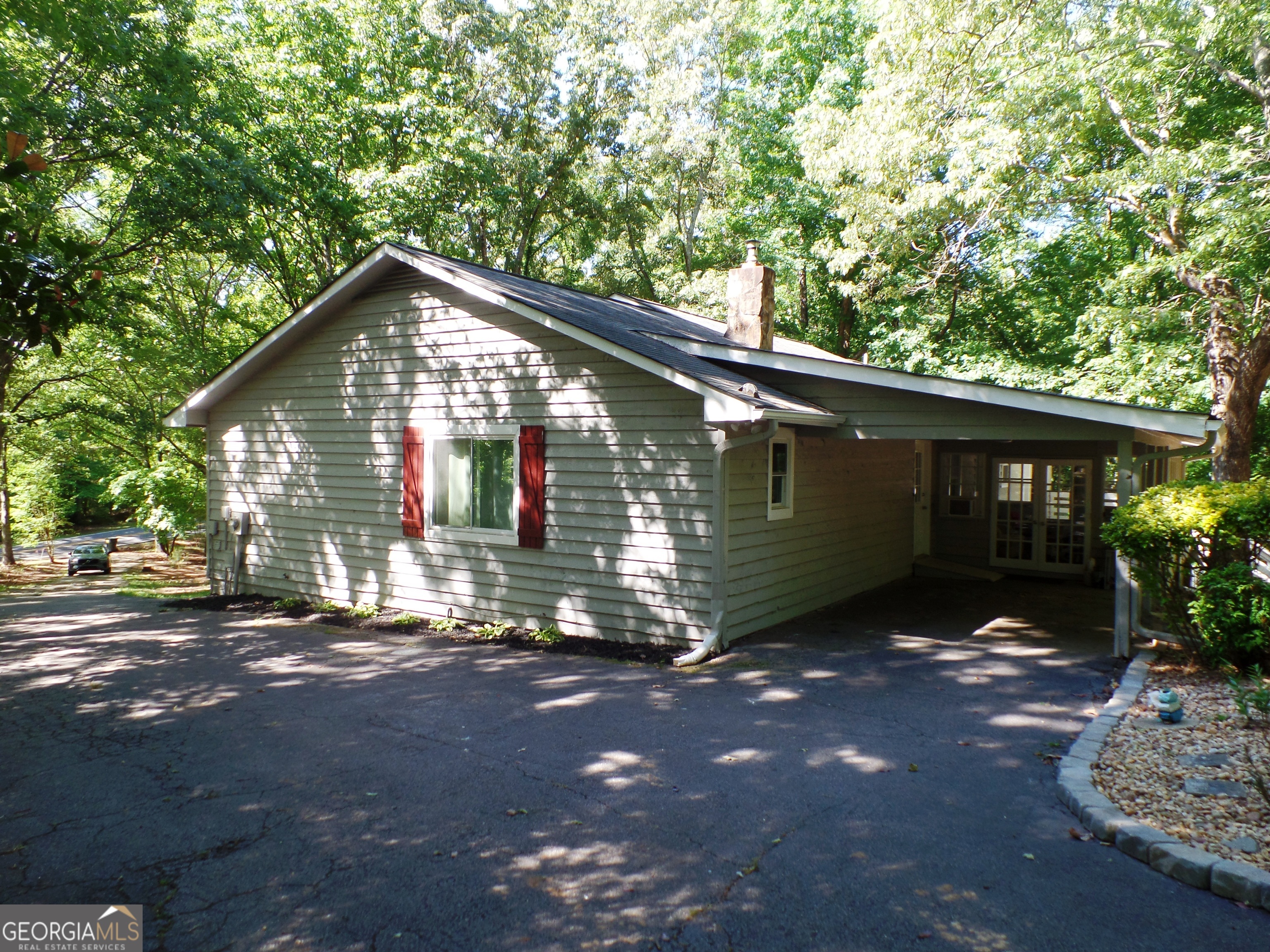 426 Green Ridge RD SE