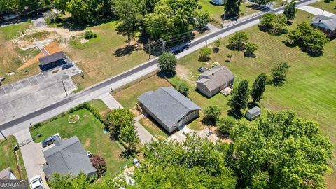 A home in Rossville