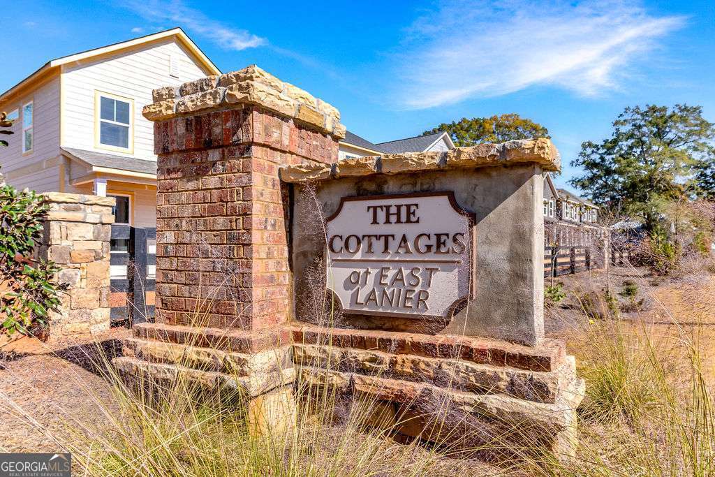 The Cottages at East Lanier - Residential