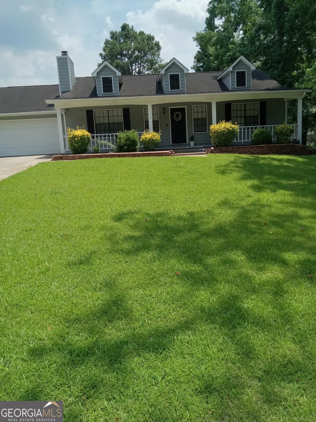 Photo of 3091 Carriage Trail, Jonesboro, GA 30236 (MLS # 10869375)