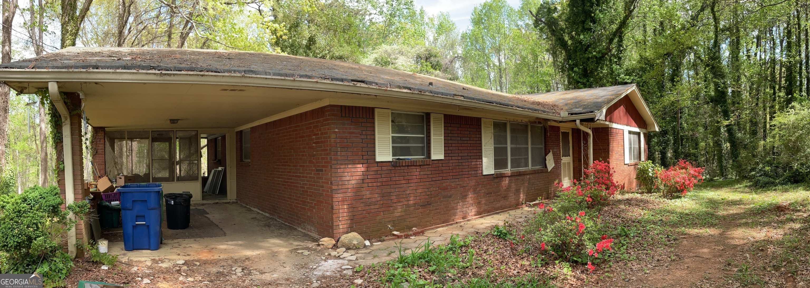 ANOTHER HUGE PRICE REDUCTION!!!! Charming All-Brick Fixer-Upper in South Fulton 3 Bedroom, 2 Bath Home Discover the potential of this charming all-brick fixer-upper nestled in the picturesque and rapidly developing area of South Fulton. With 3 bedrooms and 2 bathrooms, this property invites you to make it your own and craft the home you've always desired. PROPERTY HIGHLIGHTS * Spacious 3-bedroom, 2-bath all-brick home * Some hardwood floors CONVENIENT LOCATION This home is superbly located for convenience and accessibility: * Minutes to South Fulton Parkway, providing access to most Interstates within the Atlanta area * Proximity to Atlanta Hartsfield-Jackson Airport * Close to downtown Atlanta, Fairburn, Douglasville, and Chattahoochee Hills * Near stunning parks and recreational areas NEARBY AMENITIES Enjoy a wealth of amenities close by, including: * Fine dining in the Community of Serenbe * Shopping opportunities at Camp Creek Marketplace and Arbor Place Mall * Minutes to Trilith, LionsGate, and Atlanta Metro Studios IMPORTANT INFORMATION * This is an estate-owned property and is being sold as-is. * Utilities are turned off. * No disclosures available. * Cash Only Sale This property offers a unique opportunity to create a dream home in a sought-after location. Don't miss out on making this hidden gem your own! PLEASE NO BLIND OFFERS!