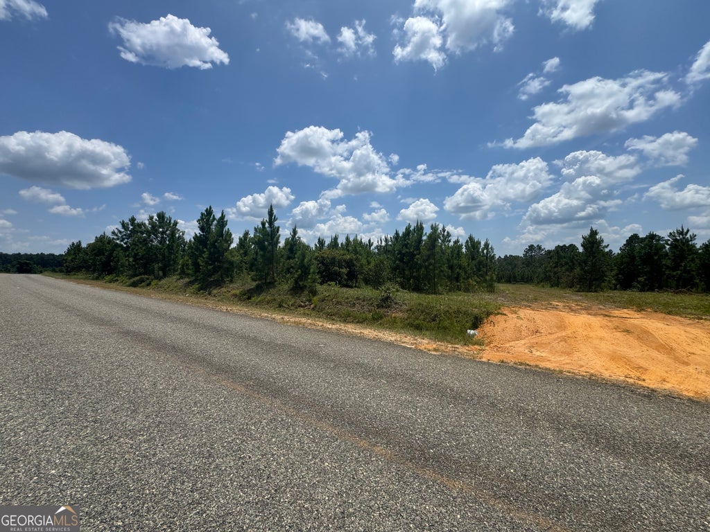 Photo of 477 Keens Crossing Rd, East Dublin, GA 31027 (MLS # 10795648)