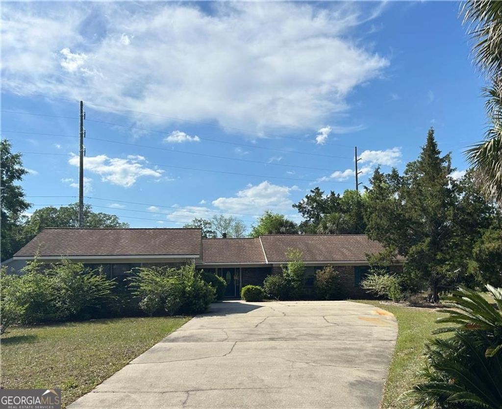 Photo of 103 Cartwright Circle, Brunswick, GA 31525 (MLS # 10734785)