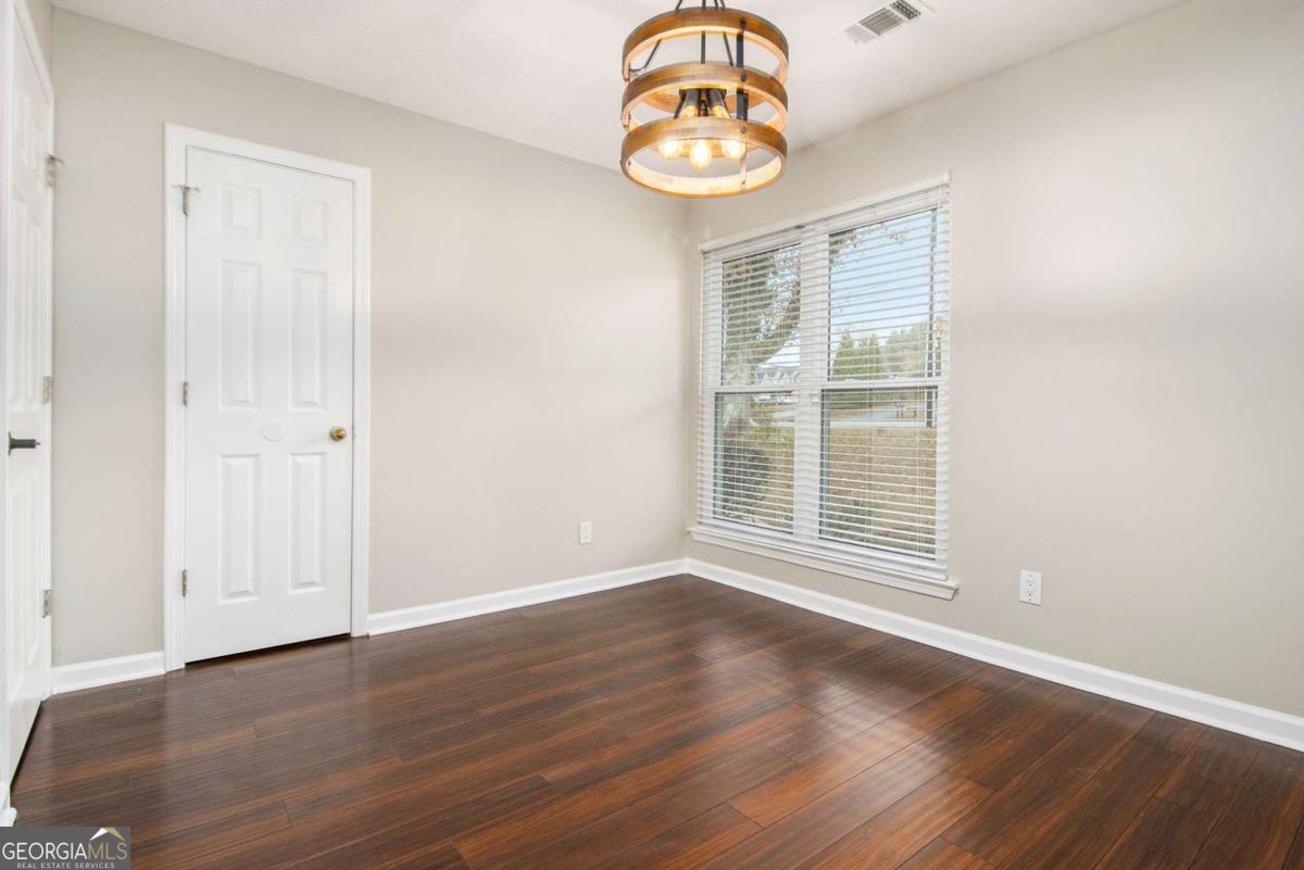 Owens Pond - Residential