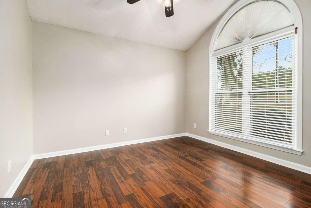 Owens Pond - Residential